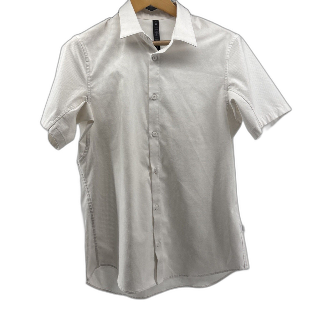 lululemon Men’s Airing Easy Button Up Short Sleeve Shirt M White